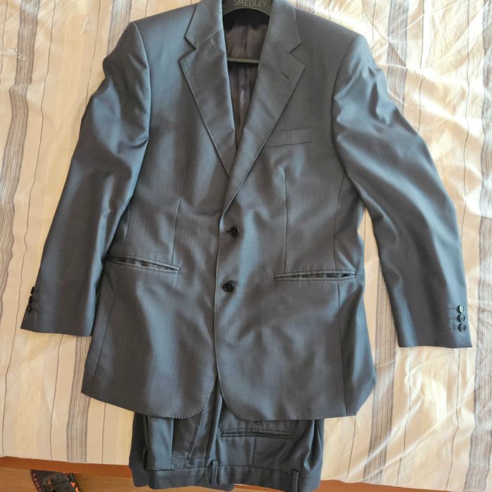 fato da Cortefiel, cinzento claro