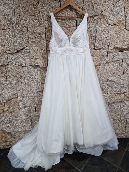 Vestido de noiva como novo
Lavado profissionalmente 
Valor negociável