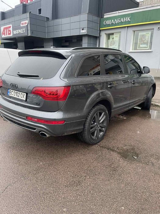 AUDI  Q7  3.0 дизель