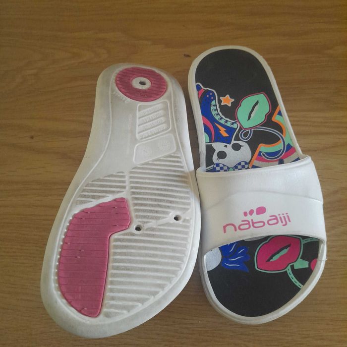 Chinelos Piscina da Decathlon: Tam 31-32
