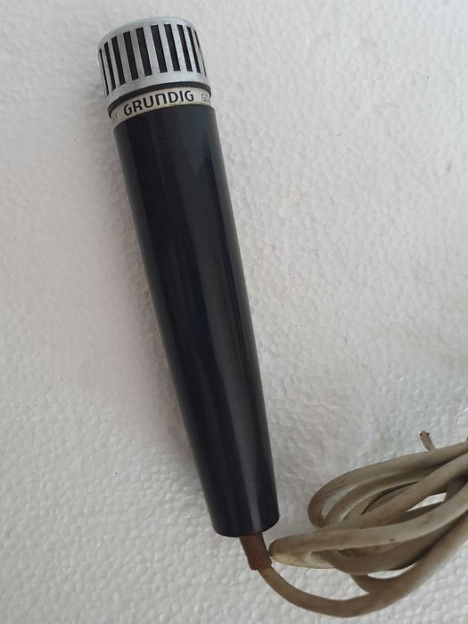 Microfone de gravador vintage - Grundig GDM 317 Universal - Germany