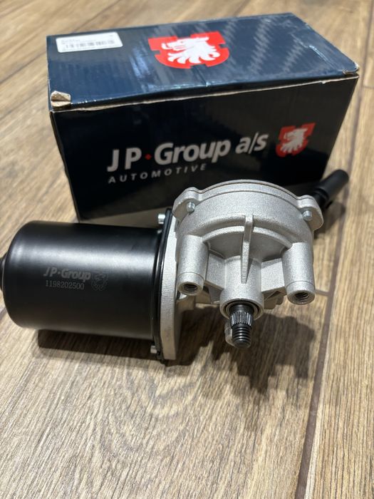 Двигун склоочисника