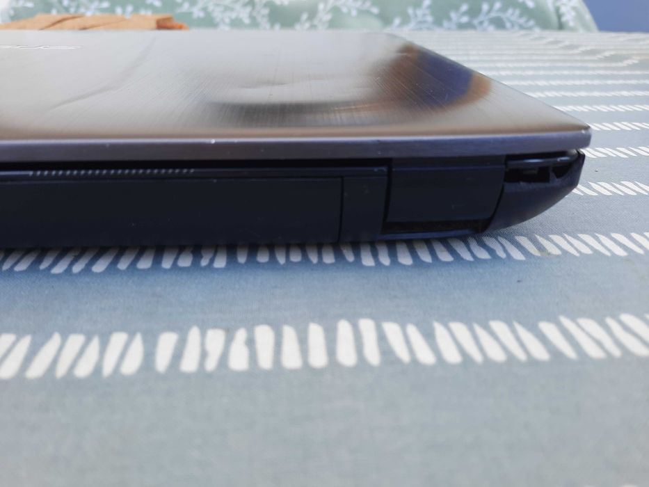 ASUS FZ50VX-76B95CS2 Gaming Laptop