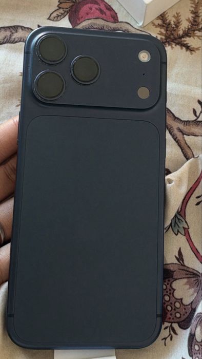 iPhone 17 Pro Max Azul 256GB | Garantia Apple até fevereiro de 2027 | Com fatura