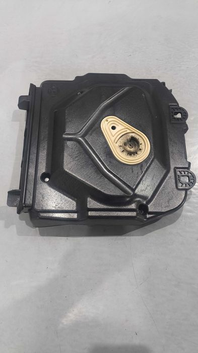 Subwoofer/Coluna de Graves BMW Serie 5/6 (F10/F11/F18/F12/F13/F06) Lado Esquerdo 9169.685