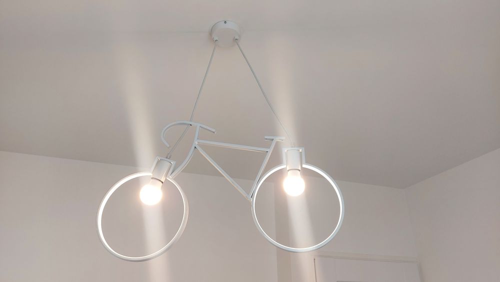Sprzedam lampę sufitową rower