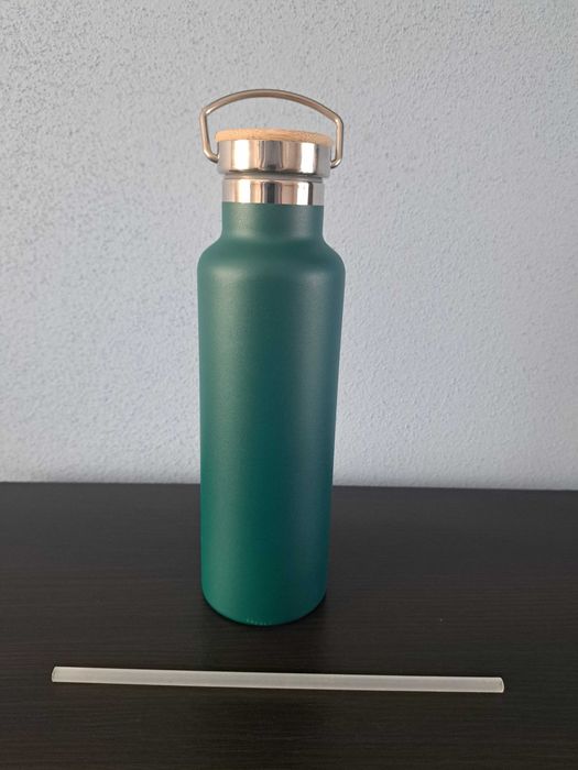 Butelki Butelka ze stali nierdzewnej Super Sparrow 620 ml zielona
