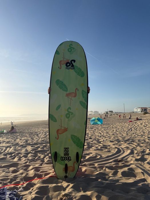 Surfboard 7'0'' X 21'' X 3'' - 69L + capa e leach