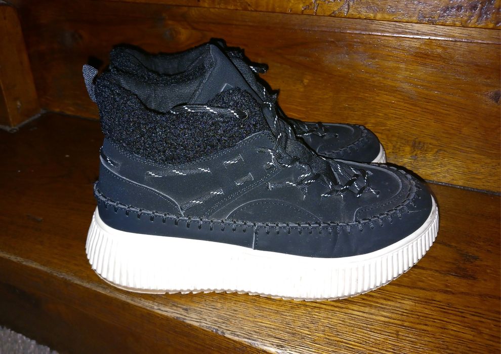 Демисезонные ботинки кроссовки 39р 25см