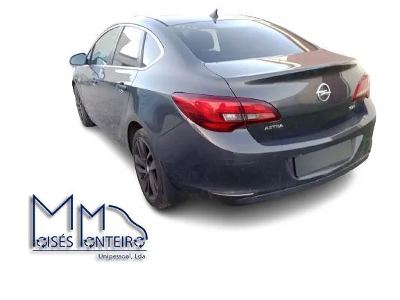 PEÇAS Opel Astra J Sedan 1.7 CDTI, 2014, Motor A17DTS