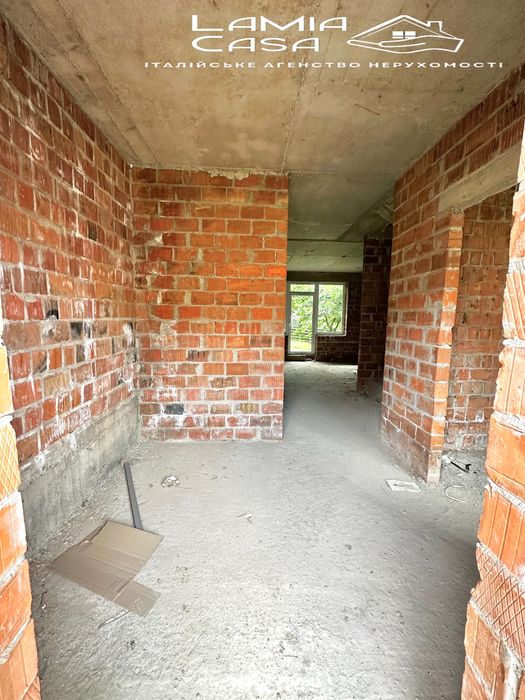 Продаж таунхауса , початок Годилова . 2 хв від Майдану