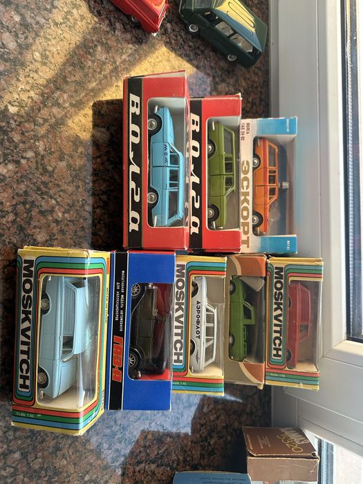 Продам моделі ссср 1/43