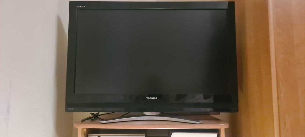 Телевізор Toshiba 37"