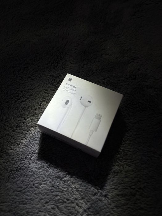 EarPods lightning connector оригінал