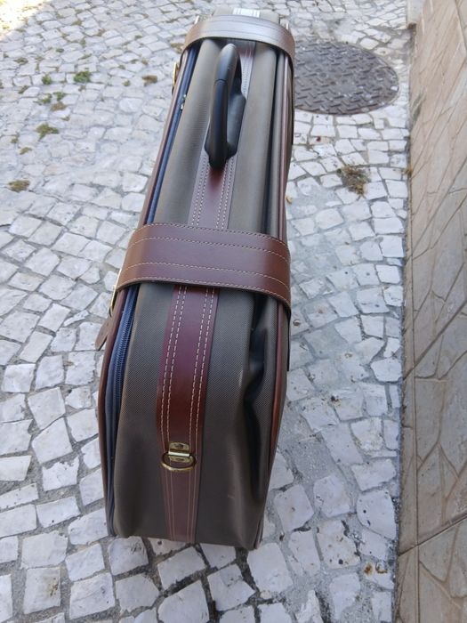 Mala de viagem levar a mao ou de troley