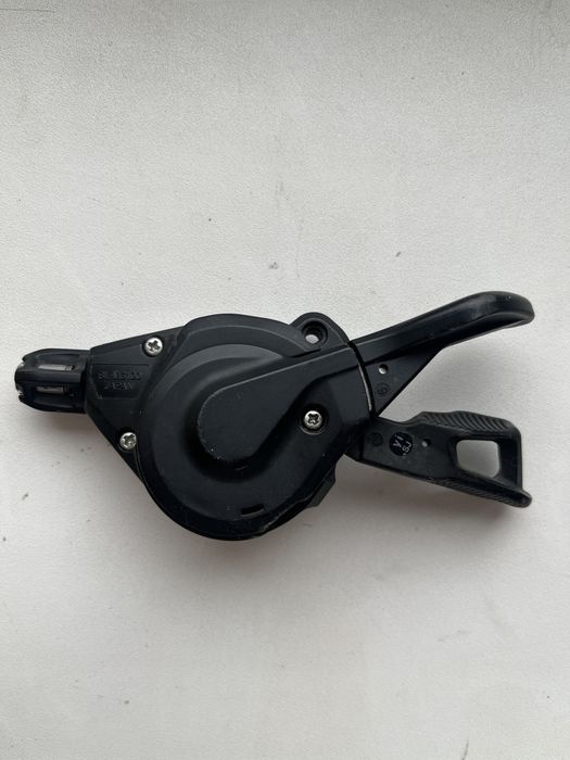 Задній перемикач і манетка Shimano Deore SL-M6100, 12 швидкостей