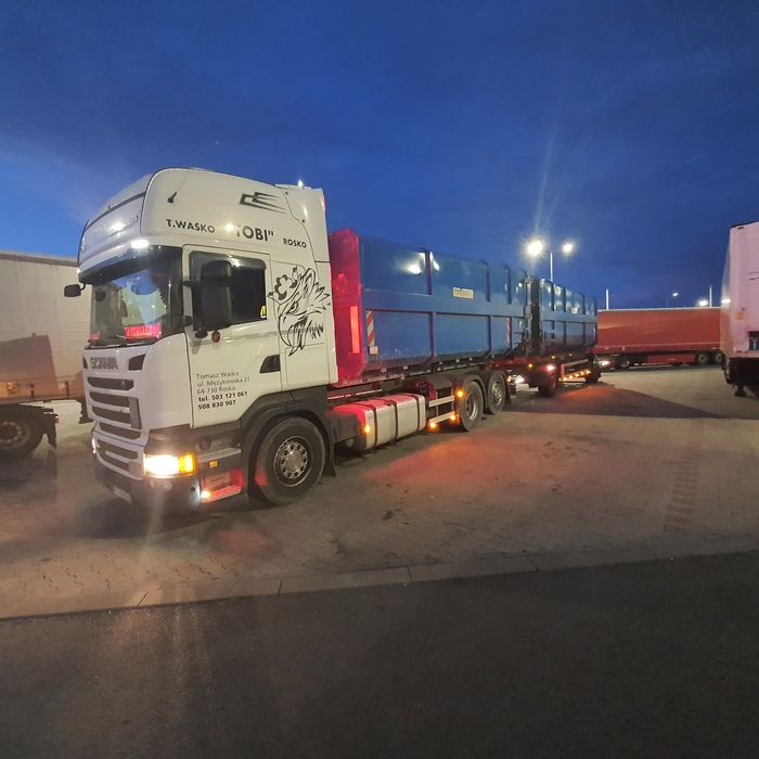 Usługi Transportowe hakowiec  odpadów trocin biomasy  makulatury