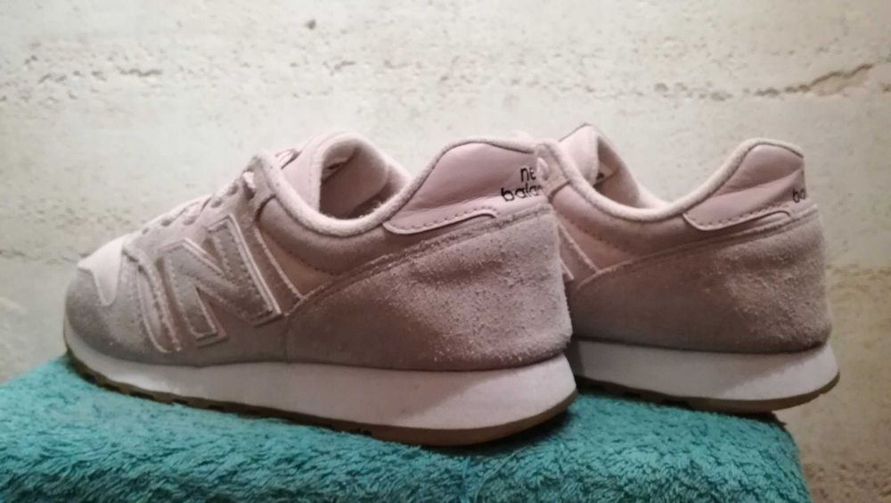 NEW BALANCE 373 WL373PP r.36 stan bardzo dobry
