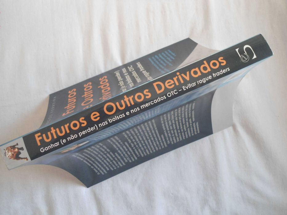 Futuros e outros derivados por Domingos Ferreira