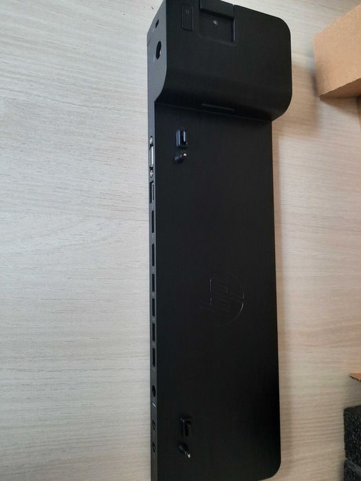 Docking station hp. Nova em embal original. Mod D9y32AA#ABB.  C/cabos