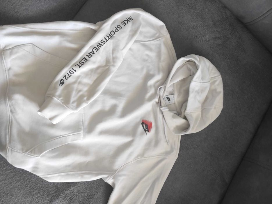 Trzy bluzy Nike r.M  męskie lub dla chłopaka r.m