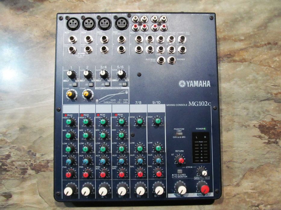 Микшерный Пульт Yamaha MG102С.