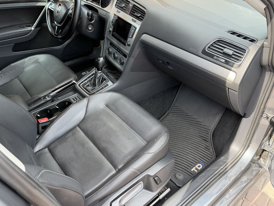 Volkswagen Golf 2.0tdi