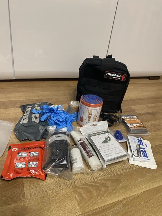 Аптечка військова