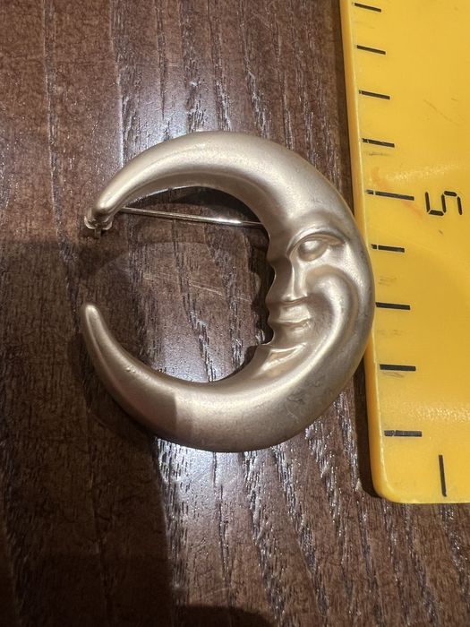 Брош місяц , золото матове