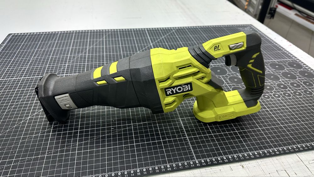 Piła szablasta Ryobi R18RS ONE+ 18V | Stan idealny | Korpus