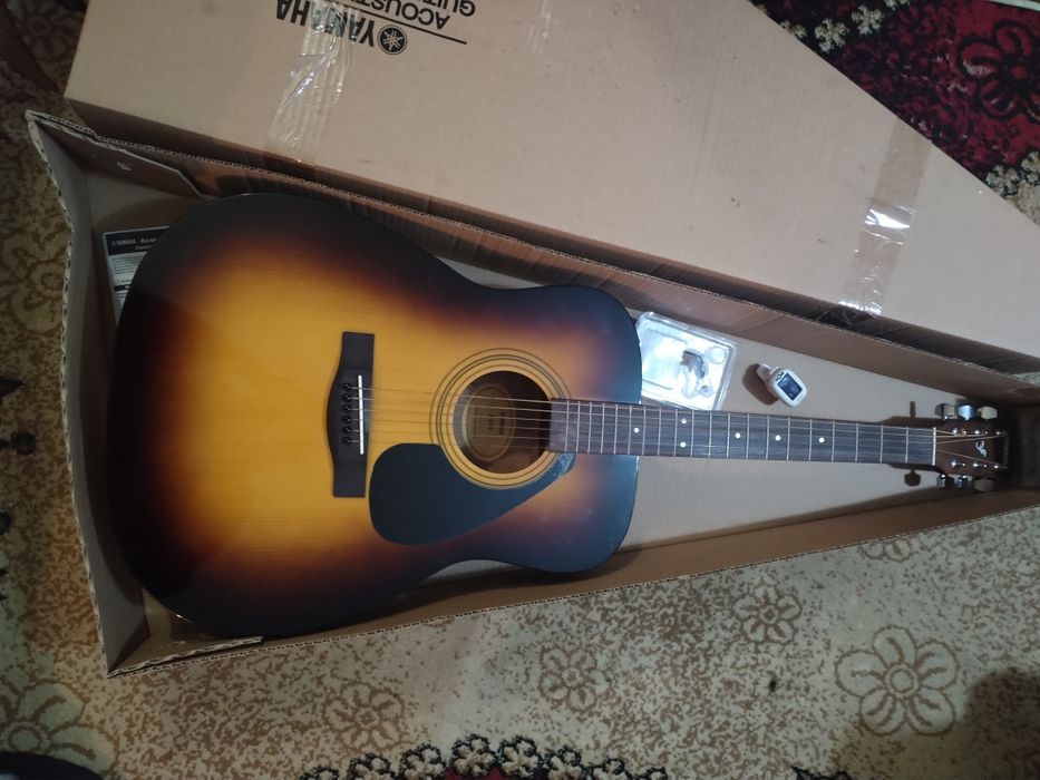 Акустическая гитара Yamaha F310