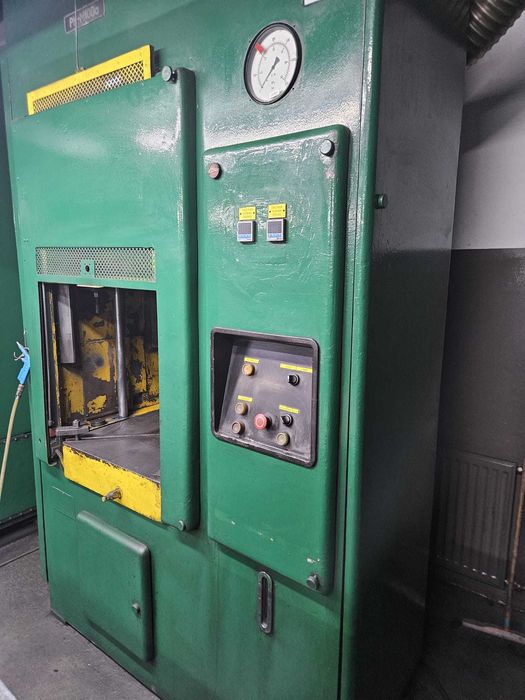 Prasa Hydrauliczna Ponar Żywiec 100 ton