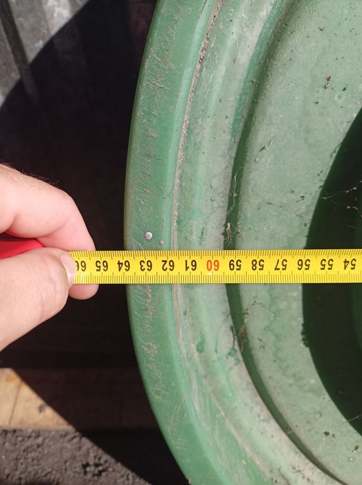 Pokrywa zbiornika szamba, właz zbiornika