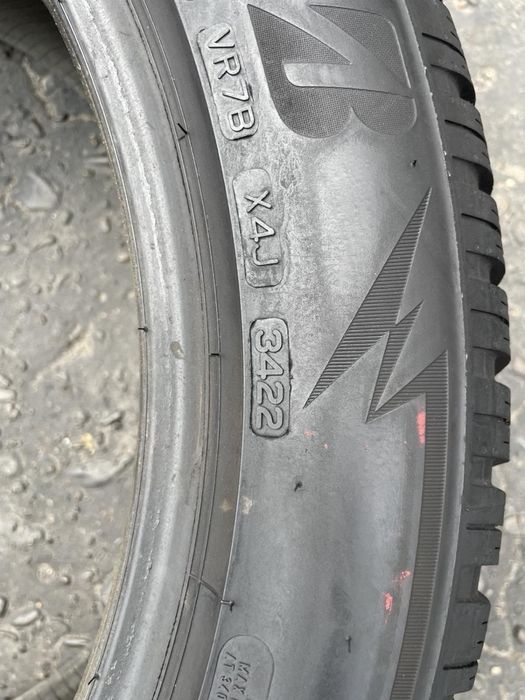 Шини 275/45 R20 Bridgestone зима 2022 рік 6,5 мм
