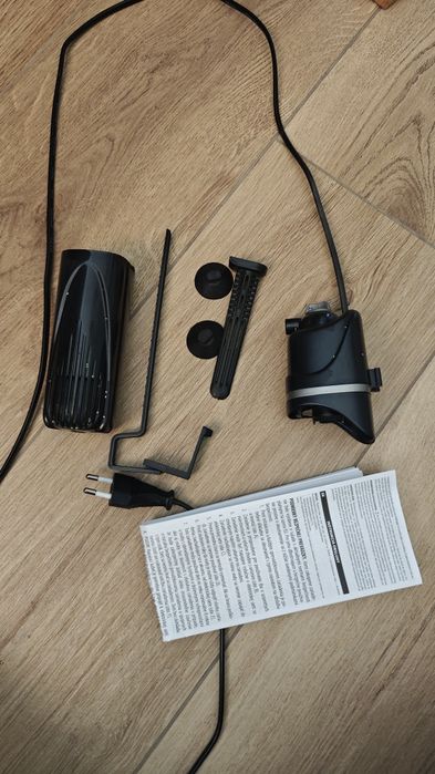 Фильтр Aquael FAN 1 Plus, предназначенный для аквариумов объемом 60-100 литров.