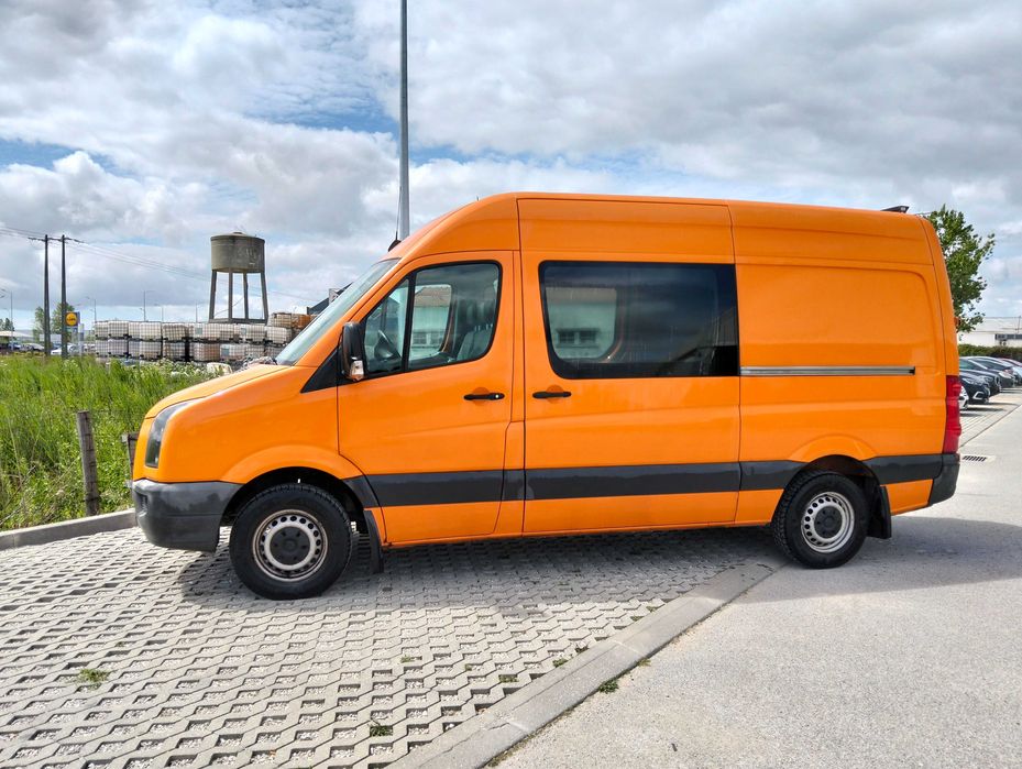 Vendo VW Crafter com Plataforma Hidráulica