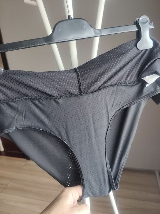 Спортивні шорти жіночі decathlon