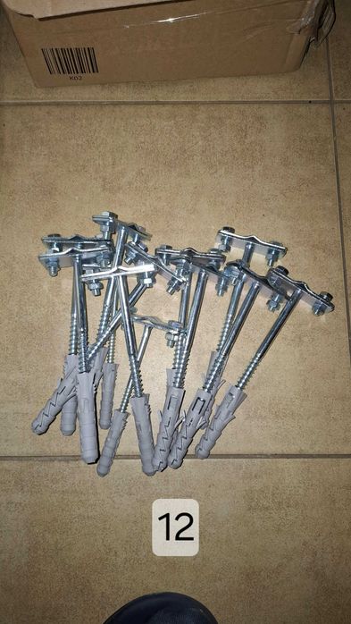 Elkobis uchwyt ścienny z kołkiem do drutu odgromowego , bednarka