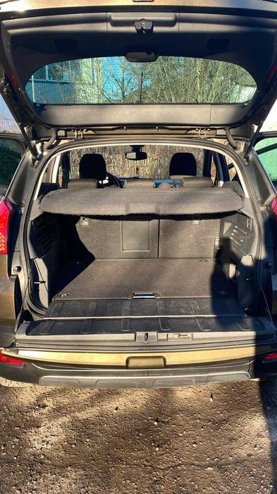 Продаю власне автомобіль Peugeot 3008    2009