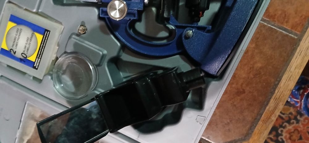 Мікроскоп, желізний