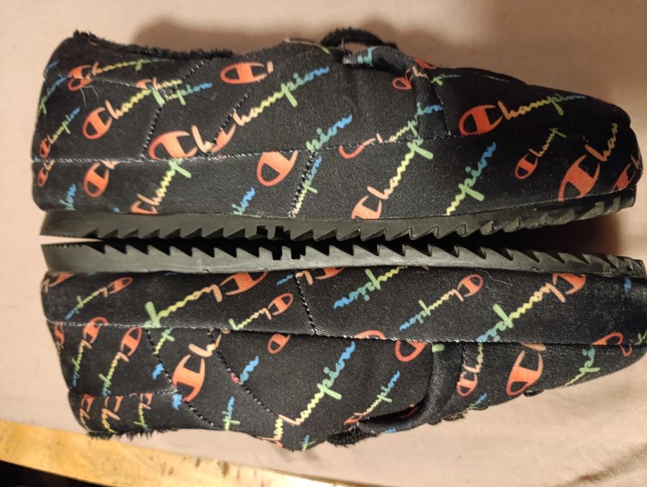 Buty champion , oryginalne . Długość wkładki 24.7