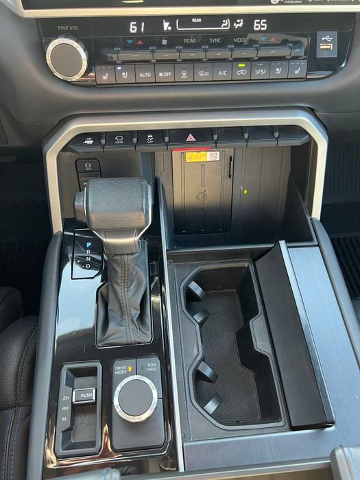 Toyota Sequoia 2022 VIN 7SVAAABA2PX005107 фото оголошення 15 з 22