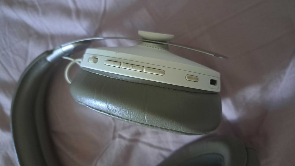 Headphones Sennheiser Momentum 3