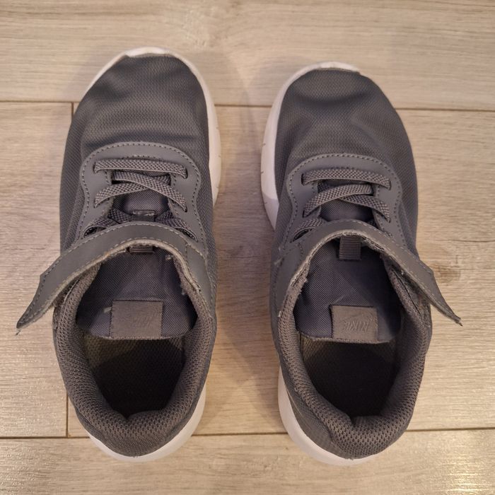 Szare adidasy Nike rozm. 31,5; rzep