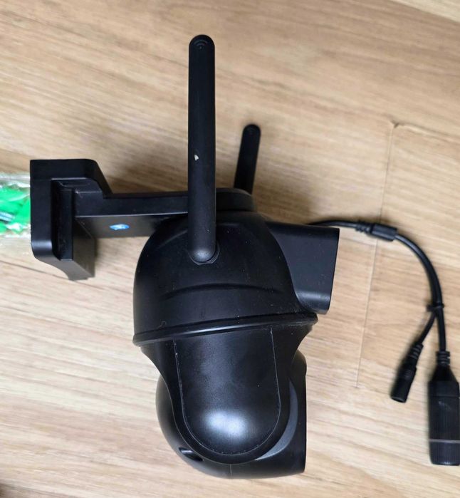 Б/у Камера видеонаблюдения 8МП Besder уличная двойная Wifi 64 Gb card