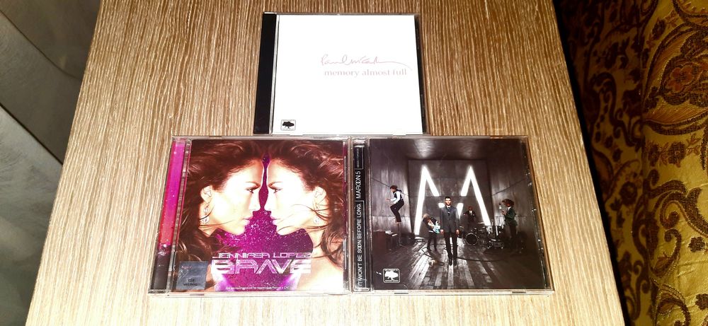 Maroon,McCartney,Lopez, новые CD.