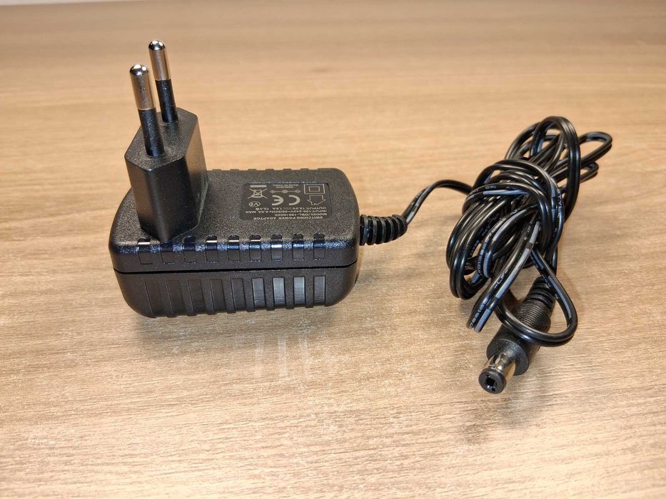 N193 Zasilacz Sieciowy OBELIEVE 12V 1A DC Beczka Adapter 12W