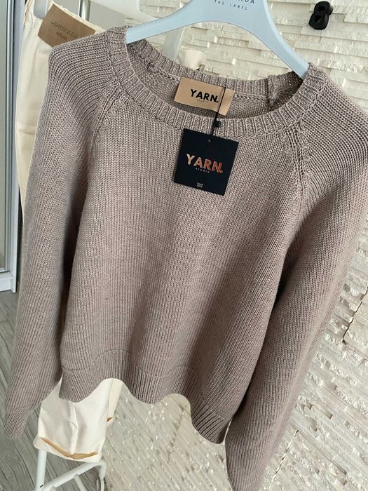 Yarn 100% wełna merynos nowy fango sweterek