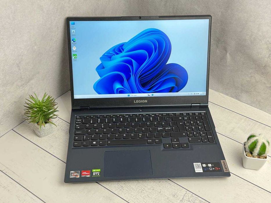 Lenovo Legion 5 15ACH6H Ryzen 7 5800H RTX 3060 16ram 1TB 2K 165hz