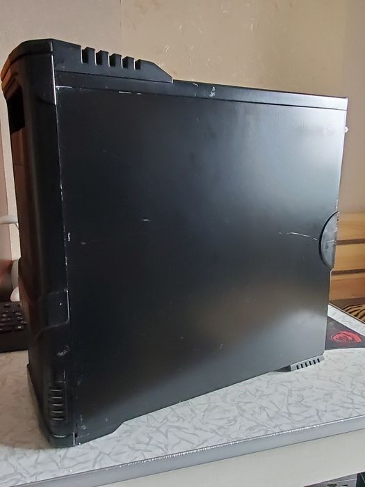 Корпус для компьютера. Системный блок cooler master